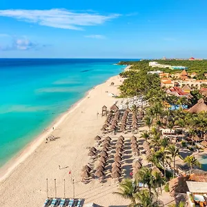 Iberostar Waves Tucan Üdülőközpont